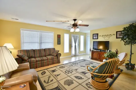 140 E Second Street Ocean Isle Beach NC 28469