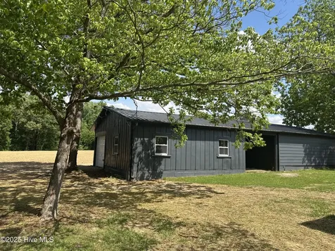 5325 Old White Oak Road Nashville NC 27856