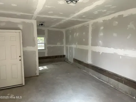 5325 Old White Oak Road Nashville NC 27856