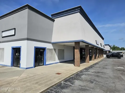 1203 Hargett Jacksonville NC 28540