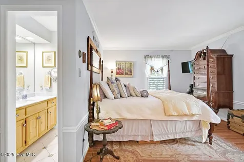 5909 Dutchman Creek Road Southport NC 28461