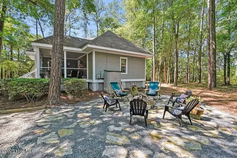 5909 Dutchman Creek Road Southport NC 28461