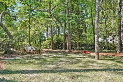 5909 Dutchman Creek Road Southport NC 28461