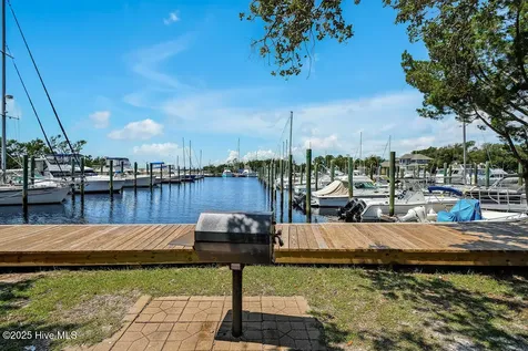 5909 Dutchman Creek Road Southport NC 28461