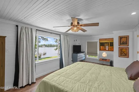 105 N Main Street Bath NC 27808
