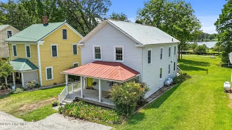 105 N Main Street Bath NC 27808