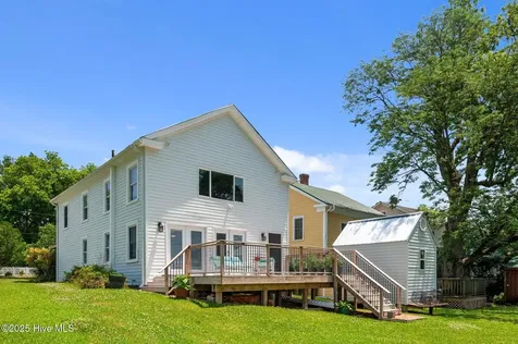 105 N Main Street Bath NC 27808