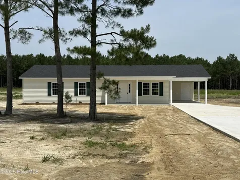 2153 Rowan Road Clinton NC 28328