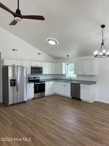 2153 Rowan Road Clinton NC 28328