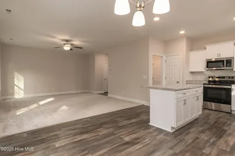 211 Brighttown Road Maysville NC 28555