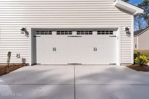 211 Brighttown Road Maysville NC 28555