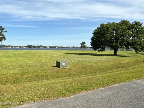 11 Little Creek Road Extension Belhaven NC 27810