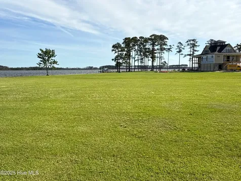 11 Little Creek Road Extension Belhaven NC 27810