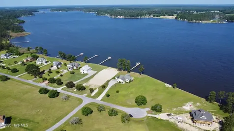 11 Little Creek Road Extension Belhaven NC 27810