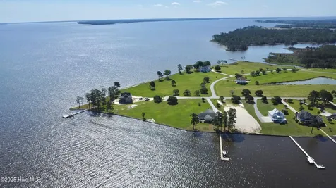 11 Little Creek Road Extension Belhaven NC 27810