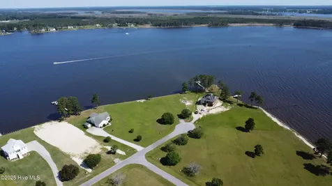 11 Little Creek Road Extension Belhaven NC 27810