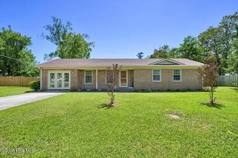 805 Hamlet Avenue Carolina Beach NC 28428