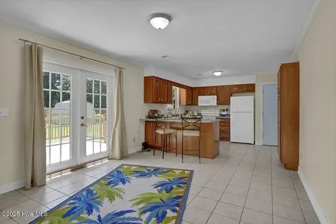 805 Hamlet Avenue Carolina Beach NC 28428