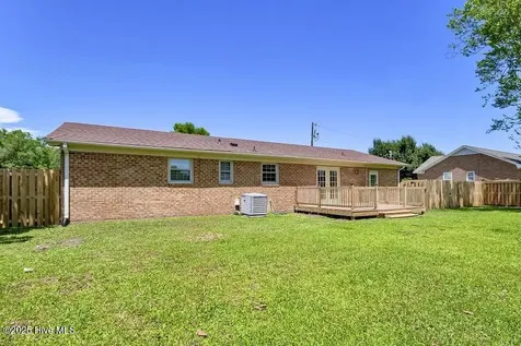 805 Hamlet Avenue Carolina Beach NC 28428