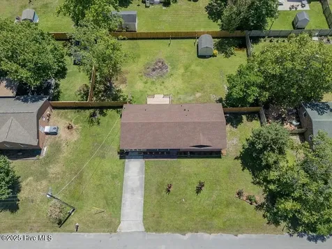 805 Hamlet Avenue Carolina Beach NC 28428