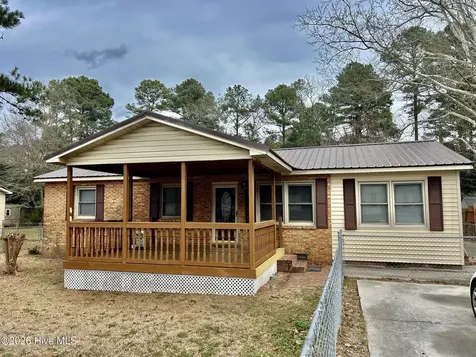 16121 Palomino Road Laurinburg NC 28352