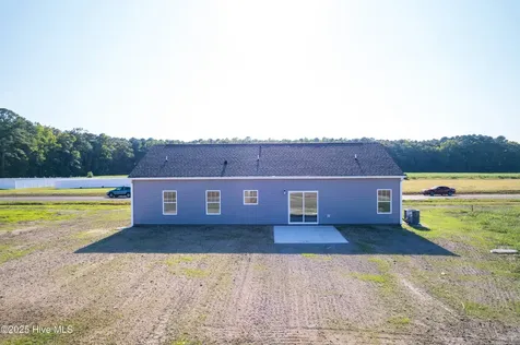 110 Yadkin Drive Shawboro NC 27973