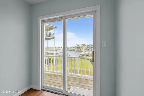 108 N Kinston Avenue Atlantic Beach NC 28512