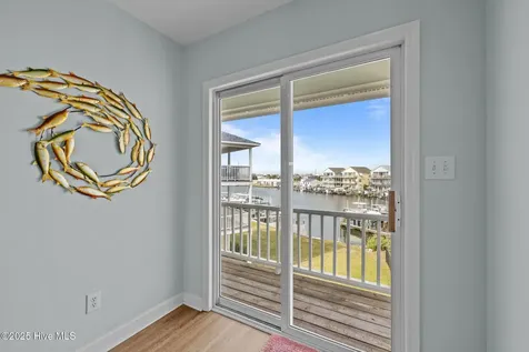 108 N Kinston Avenue Atlantic Beach NC 28512