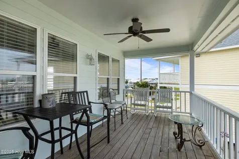 108 N Kinston Avenue Atlantic Beach NC 28512