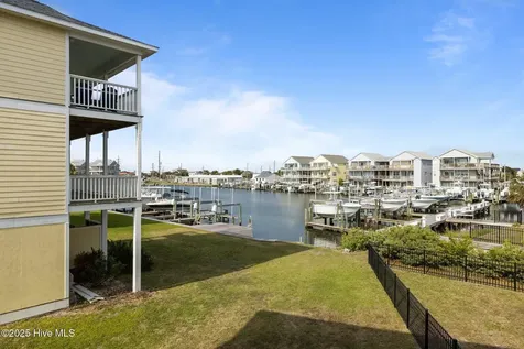 108 N Kinston Avenue Atlantic Beach NC 28512