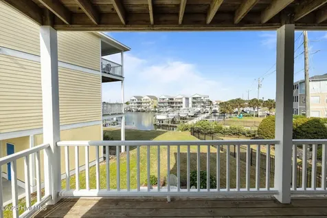 108 N Kinston Avenue Atlantic Beach NC 28512