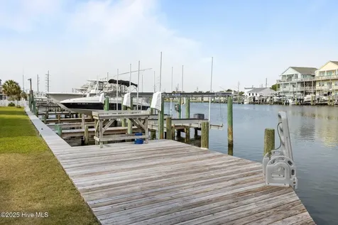 108 N Kinston Avenue Atlantic Beach NC 28512