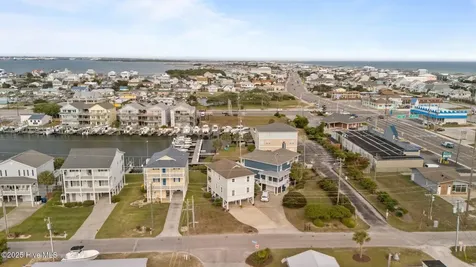 108 N Kinston Avenue Atlantic Beach NC 28512