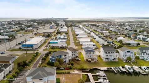 108 N Kinston Avenue Atlantic Beach NC 28512