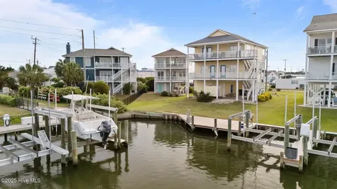 108 N Kinston Avenue Atlantic Beach NC 28512