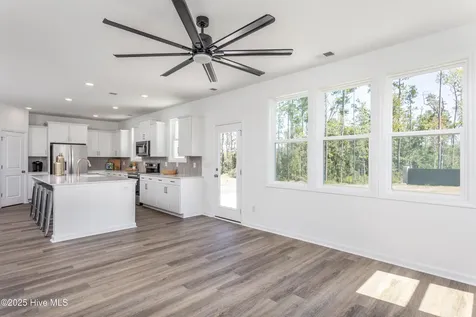 2004 Red Woodpeckers Ct, # 38 Leland NC 28451