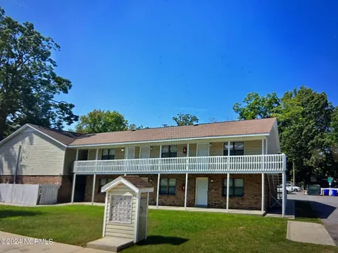 709 Johnston Street Greenville NC 27858