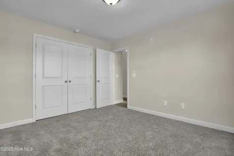 309 Cotton Hill Place Hubert NC 28539