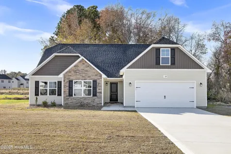 309 Cotton Hill Place Hubert NC 28539