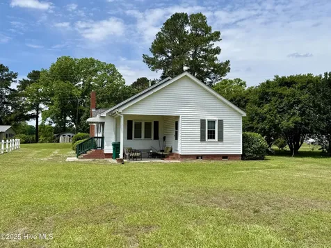 3773 Bear Grass Road Williamston NC 27892