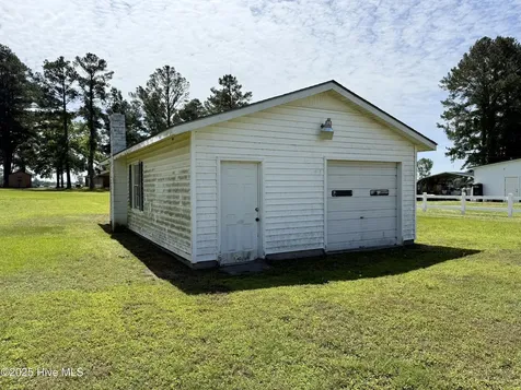 3773 Bear Grass Road Williamston NC 27892