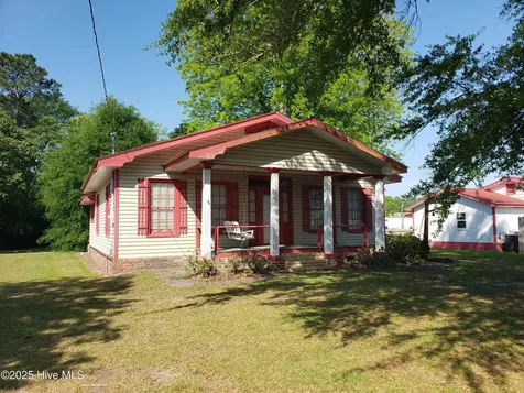 809 Conway Road Fair Bluff NC 28439
