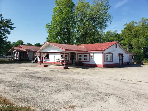 829 Conway Road Fair Bluff NC 28439