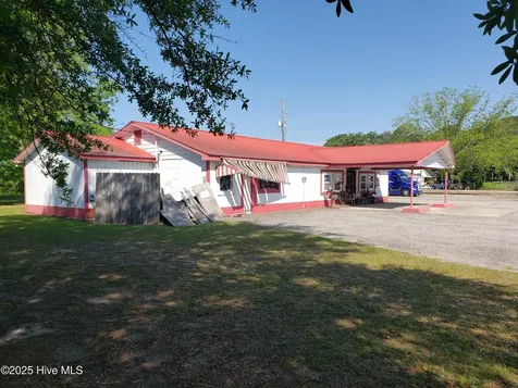 829 Conway Road Fair Bluff NC 28439