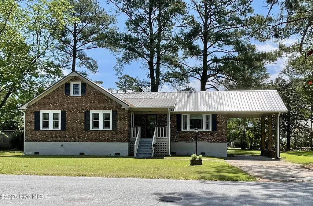442 Lamont Street Belhaven NC 27810
