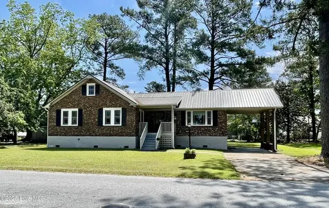 442 Lamont Street Belhaven NC 27810