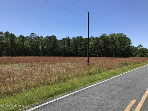 5522 Little Prong Road NW Ash NC 28420
