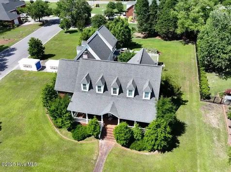 109 Foxcroft Lane Winterville NC 28590