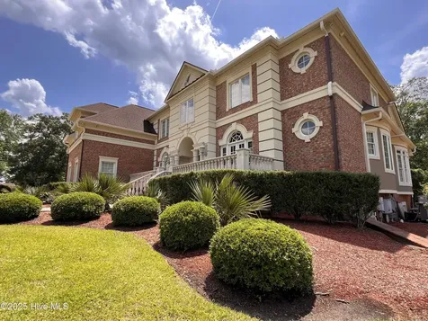 103 Brigadoon Court New Bern NC 28562
