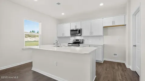 664 Wilder Bloom Path Aberdeen NC 28315